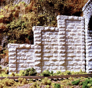 Chooch N Cut Stone Stepped Tunnel Abutment