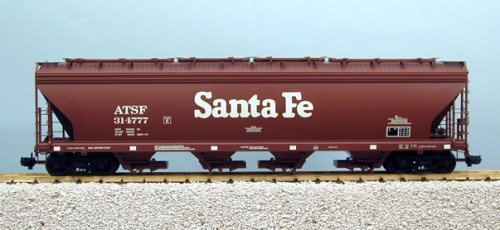 USA Trains 4 Bay Center Flow Hopper "Atchison, Topeka and Santa Fe"